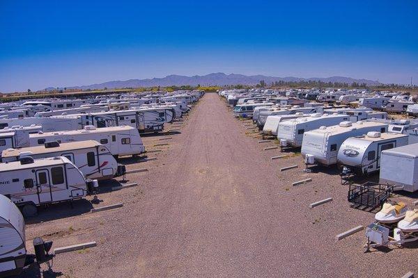 Honey Bee RV Storage