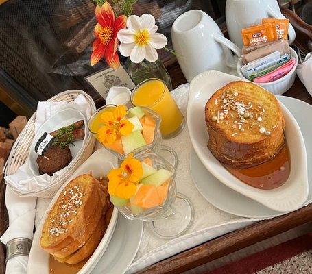 Headlands Inn Bed & Breakfast