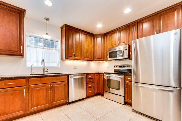 Misty Zahn - Long Realty