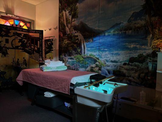 Red Lotus Wellness Center
