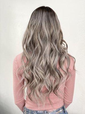 Instagram: nichole_tran