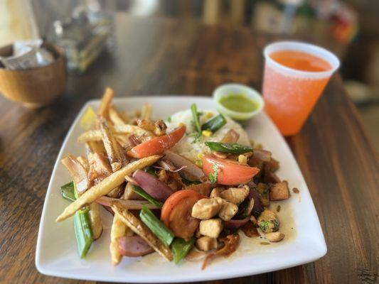 Chicken saltado