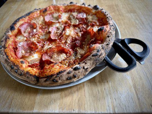 Hilltop Diavola pizza