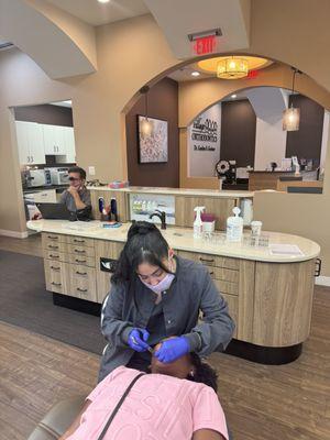 Adriana was so sweet with Mariah during the installation