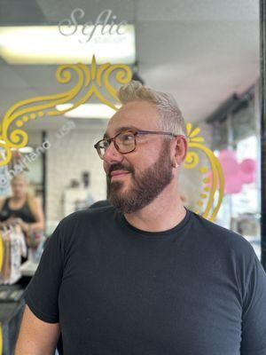 Introducing Matthew Pachecco! One of our amazing stylists at Hairland. Call us today to get a reservation with this talented colorist.