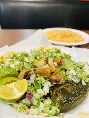 Tacos Y Mariscos El Unico