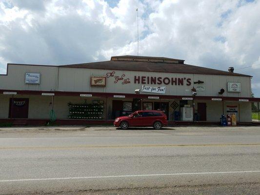 Frelsburg store sells turtle traps