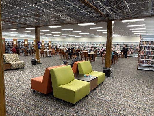 LA County Library - West Covina Library