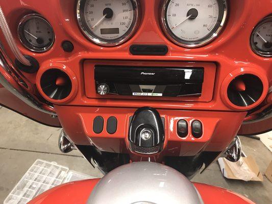 Garage Bagger Stereo