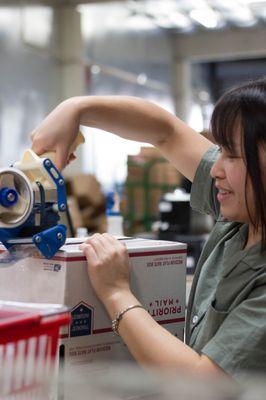 Ships USPS, Fedex and UPS