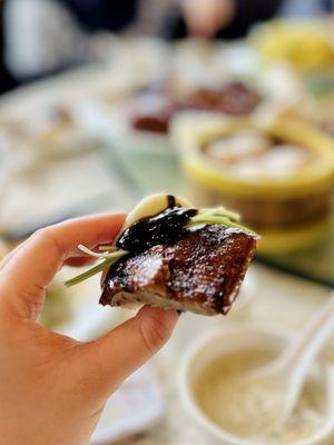 D37(1) / Crispy Roasted Duck (whole)