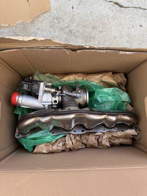 Turbo with exhaust manifold installed by Dan.