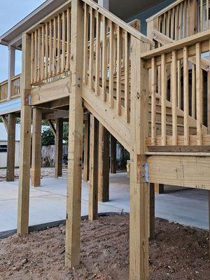 Renovación de madera y pintura de exterior