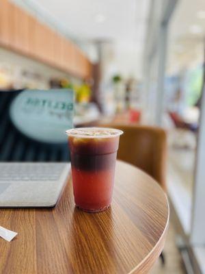 Tónico echó con café De Esperanza Rico Espresso