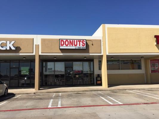 Southern Maid Donuts