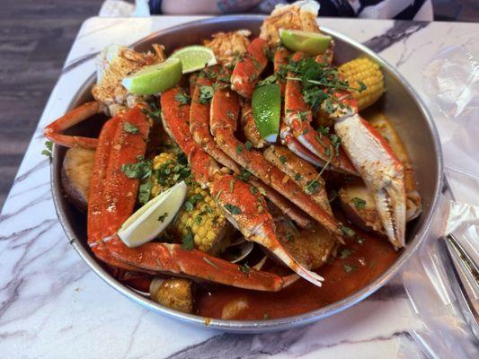 3 cluster crab with clams and crawfish