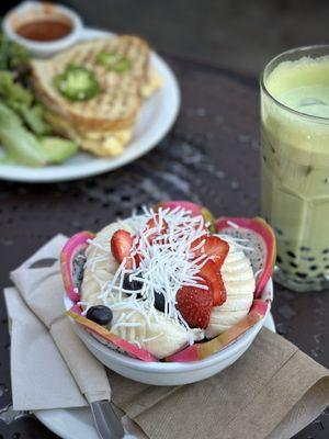 Urth Caffé - Beverly Hills