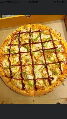 BQQ chicken pizza