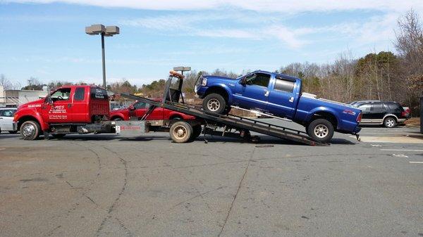 Dave's Automotive & Towing