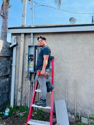 Castillo’s Electric