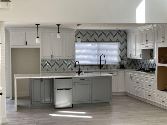 E&S Construction/junk