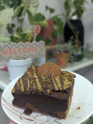 The pistachio brookie after a rough trip home