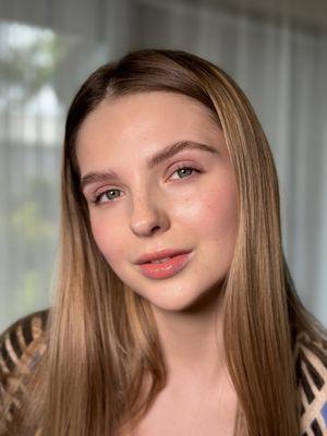 Eyebrows correction and tint! 2-4 weeks lasting result.