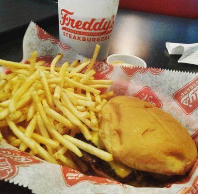 Freddy's Frozen Custard & Steakburgers