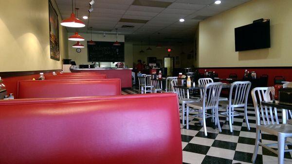 Mickey's Family Grill