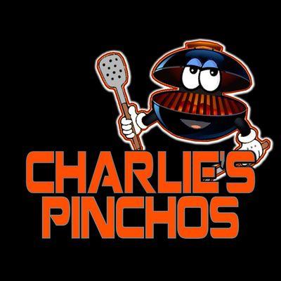 Pinchos de pollo, cerdo Mofongo con carne frita camarones y plátanos locos