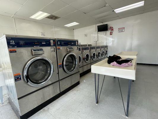 Large Load washers $6.50, Med loads $3.50