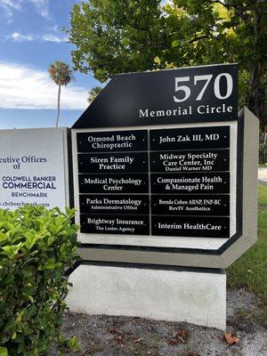 Vinyl Memorial Circle Sign!