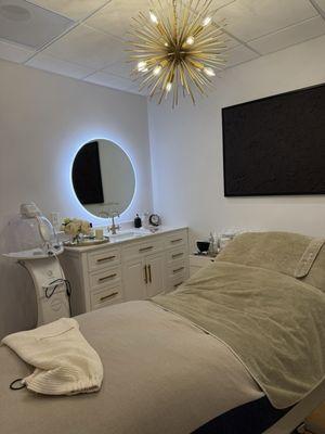 Another treatment room