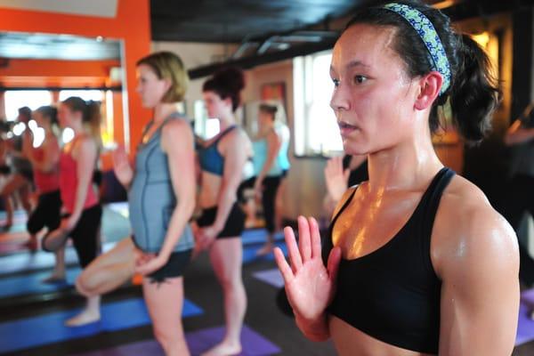 Hot Yoga Helena