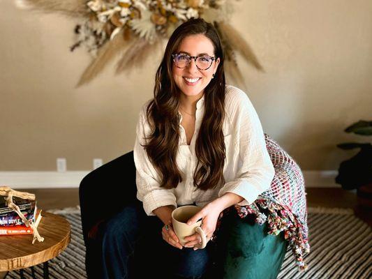 Amanda Alfaro, LMFT - Rooted Soul Therapy