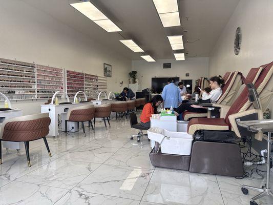 Very clean and spacious. The owner was very nice!