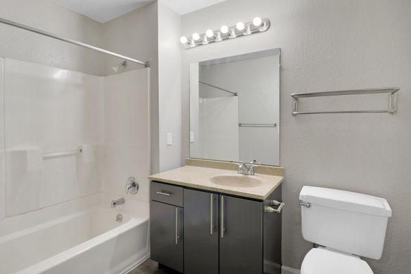 The Landings At River Market