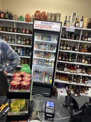 Roberts Liquor & Wine