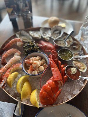 Legal Sea Foods - Logan Airport Terminal A