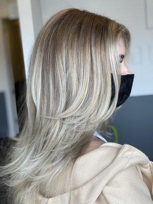 To give a more natural grow out look we added dimension.