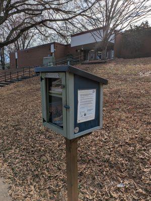 Little Free Library, 800 Everett Pl, Charlotte