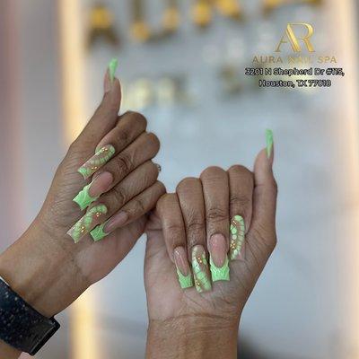 Aura Nail & Spa