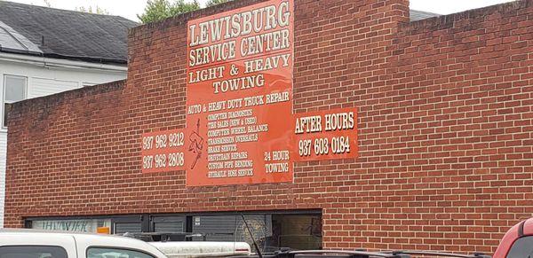 Lewisburg Service Center & Towing