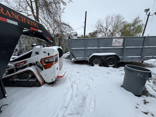 AM Hauling & Tree Services