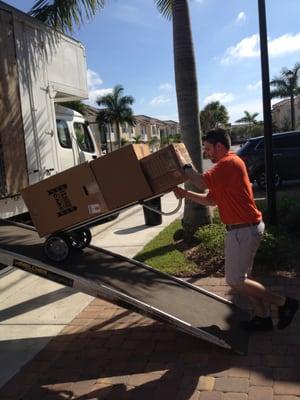 Students Moving You - Tampa