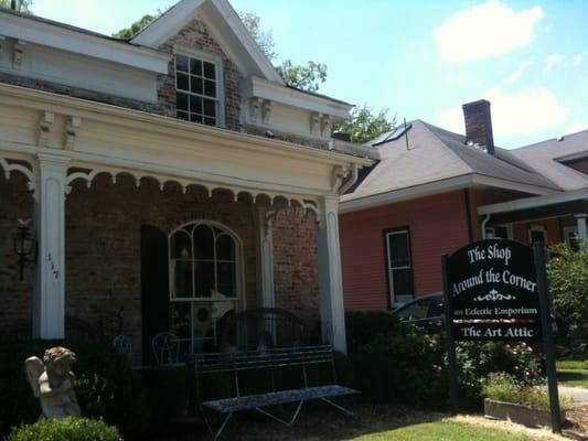 Lovely shop. Friendly owner.