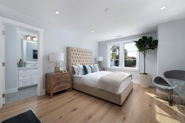 Gate Hardwood Floors