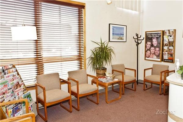 Pavilion Dental Associates is located in Marlton, New Jersey.