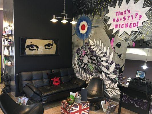 Streets of London Salon