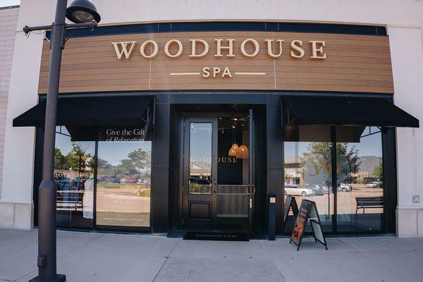 Escape to Woodhouse Spa - Briargate in Colorado Springs, where luxury meets relaxation. Indulge in rejuvenating massages, fac...